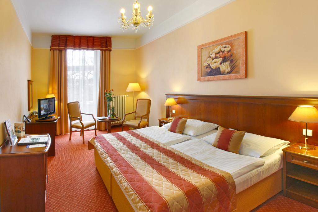 Ensana Centralni Lazne - Maria Spa Mariánské Lázně Rom bilde
